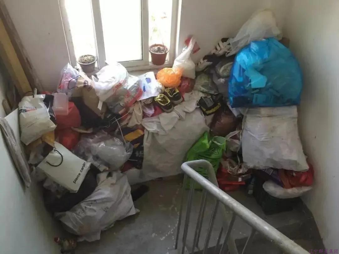 裝車完畢、等待出發